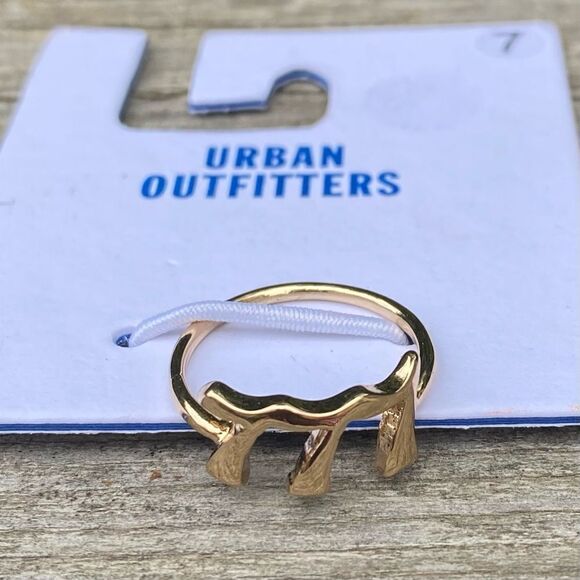 NWT New Urban Outfitters UO 777 Gold Stackable Angel Lucky Numbers Ring Size 7 - Picture 3 of 5